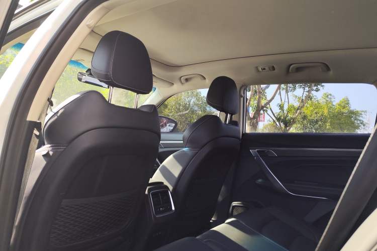 Used Geely Auto Emgrand X7 Sport 2020 1.8TD DCT Smart PRO Headliner