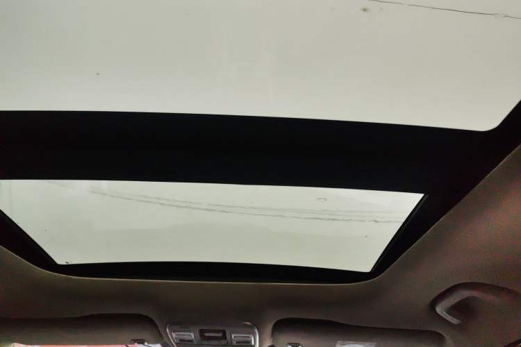 Used Geely Auto Emgrand X7 Sport 2020 1.8TD DCT Two-Wheel Drive Smart Connect 4G-Enabled Version Headliner
