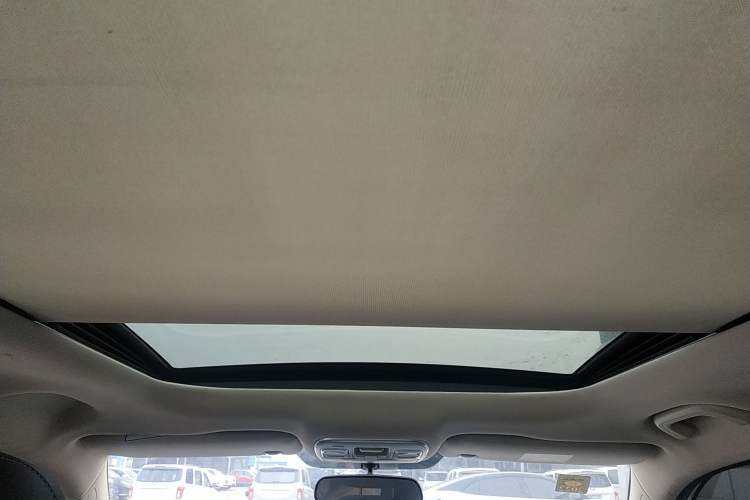 Used Geely Auto Emgrand X7 Sport 2020 1.8TD DCT Two-Wheel Drive Smart Connect 4G-Enabled Version Headliner