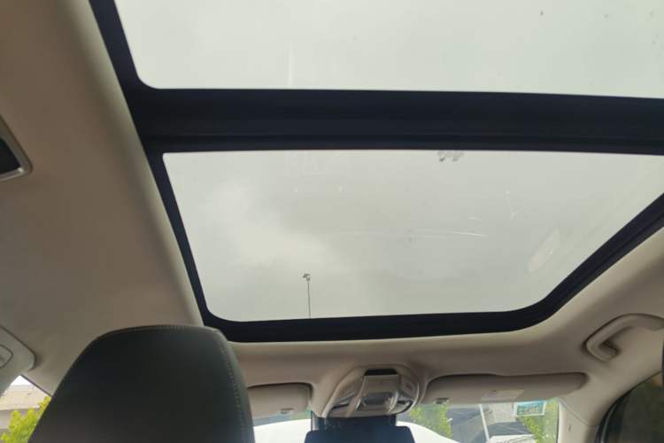 Used Geely Auto Emgrand X7 Sport 2020 1.8TD DCT ZhiZun PRO Headliner