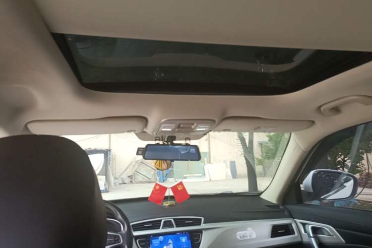 Used Geely Auto Emgrand X7 Sport 2020 1.8TD DCT Two-Wheel Drive Smart Connect 4G-Enabled Version Headliner