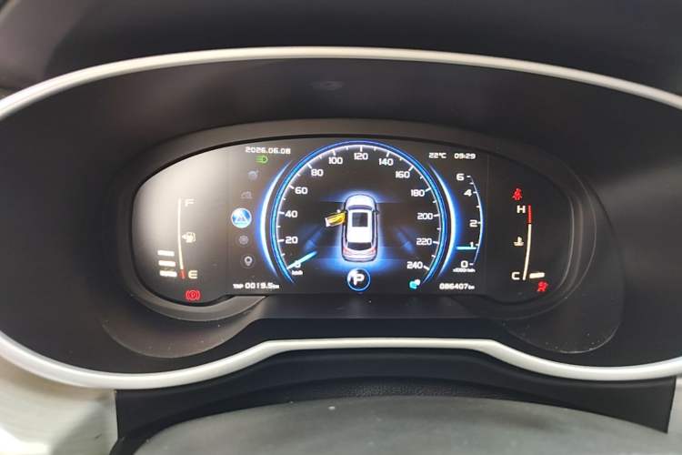 Used Geely Auto Emgrand X7 Sport 2020 1.8TD DCT Two-Wheel Drive Smart Connect 4G-Enabled Version Instrument Cluster