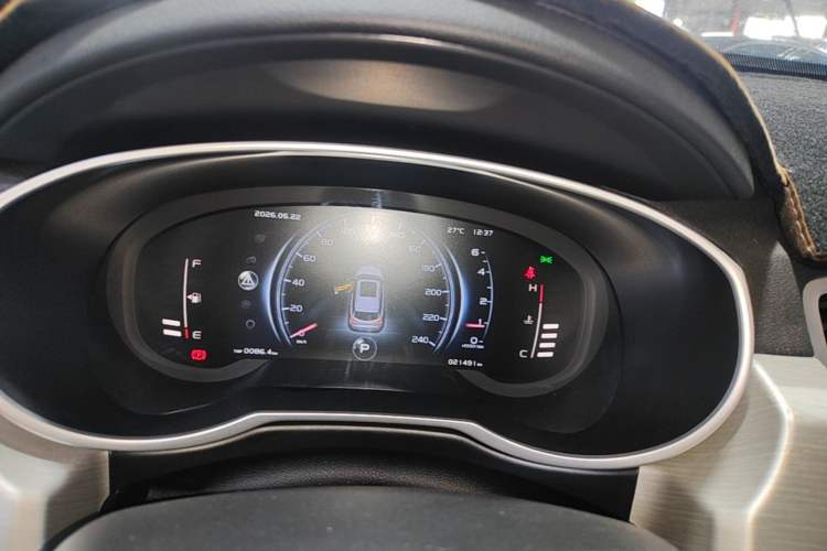 Used Geely Auto Emgrand X7 Sport 2020 1.8TD DCT Two-Wheel Drive Smart Connect 4G-Enabled Version Instrument Cluster