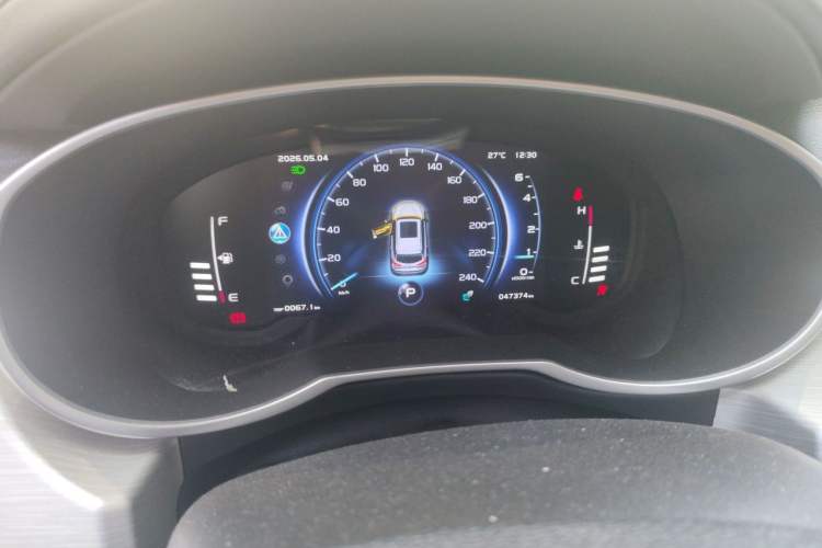 Used Geely Auto Emgrand X7 Sport 2020 1.8TD DCT Two-Wheel Drive Smart Connect 4G-Enabled Version Instrument Cluster