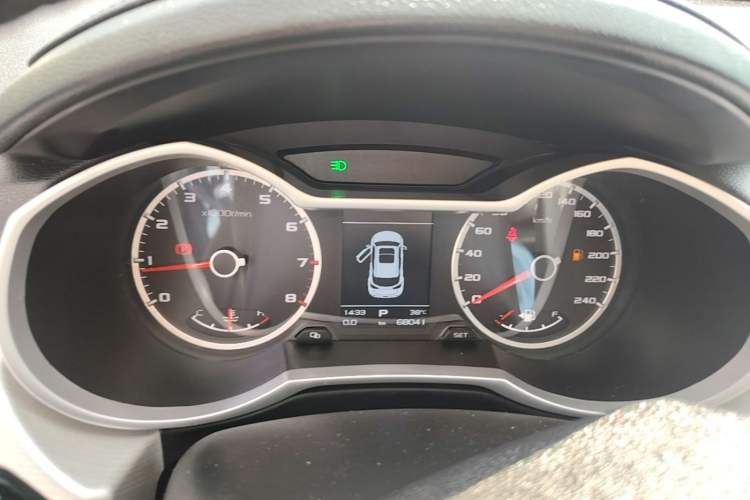 Used Geely Auto Emgrand X7 Sport 2020 1.8TD DCT Two-Wheel Drive Zhiya Model Instrument Cluster