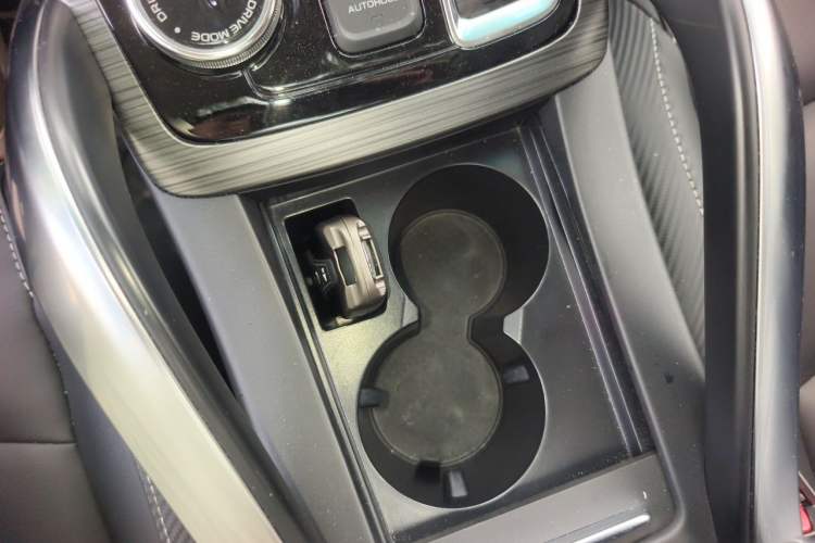 Used Geely Auto Emgrand X7 Sport 2020 1.8TD DCT Smart PRO Interior 1