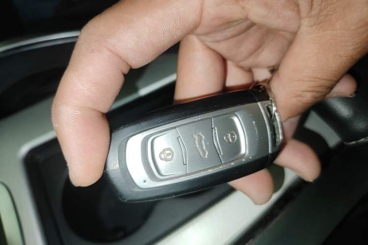 Used Geely Auto Emgrand X7 Sport 2020 1.8TD DCT Two-Wheel Drive Smart Connect 4G-Enabled Version Interior 1