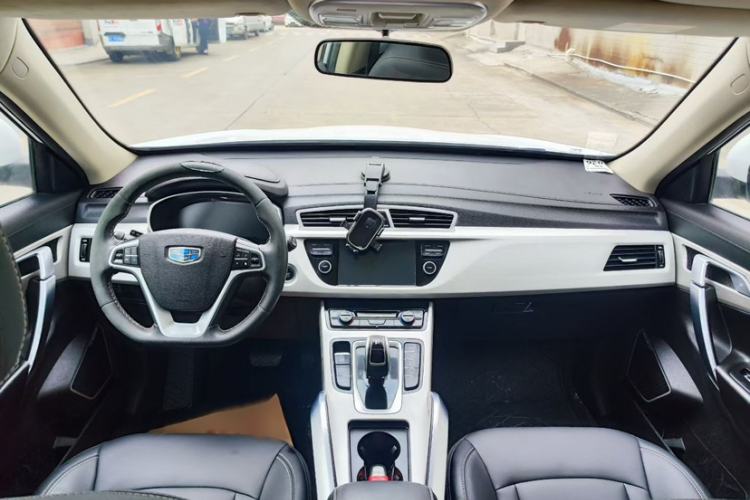 Used Geely Auto Emgrand X7 Sport 2020 1.8TD DCT Two-Wheel Drive Smart Connect 4G-Enabled Version Interior 1