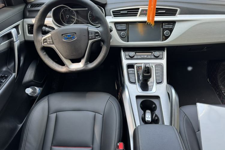 Used Geely Auto Emgrand X7 Sport 2020 1.8TD DCT Two-Wheel Drive Zhiya Model Interior 1