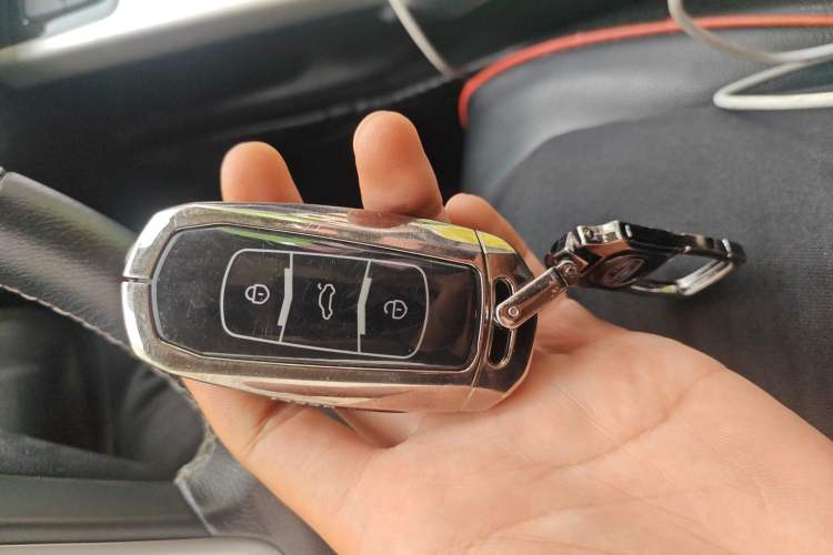 Used Geely Auto Emgrand X7 Sport 2020 1.8TD DCT Two-Wheel Drive Smart Connect 4G-Enabled Version Interior 1