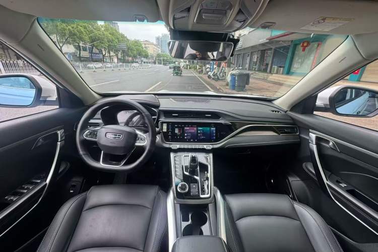 Used Geely Auto Emgrand X7 Sport 2020 1.8TD DCT ZhiZun PRO Interior 1