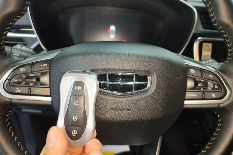 Used Geely Auto Emgrand X7 Sport 2020 1.5TD Automatic Smart Connect PRO Interior 1