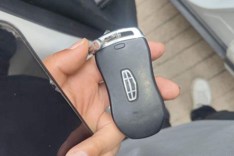 Used Geely Auto Emgrand X7 Sport 2020 1.5TD Automatic Smart Connect PRO Interior 1