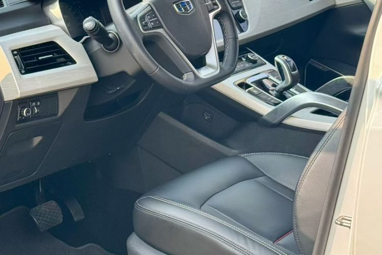 Used Geely Auto Emgrand X7 Sport 2020 1.8TD DCT Two-Wheel Drive Smart Connect 4G-Enabled Version Interior 1