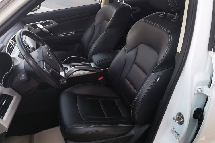 Used Geely Auto Emgrand X7 Sport 2020 1.8TD DCT Two-Wheel Drive Smart Connect 4G-Enabled Version Interior 2