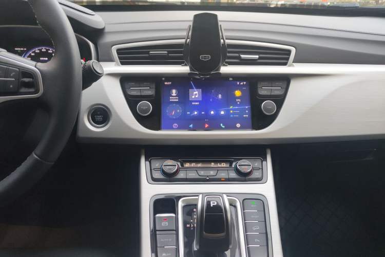Used Geely Auto Emgrand X7 Sport 2020 1.8TD DCT Two-Wheel Drive Smart Connect 4G-Enabled Version Interior 2