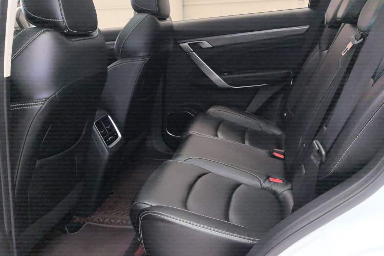 Used Geely Auto Emgrand X7 Sport 2020 1.8TD DCT Smart Connect PRO Interior 2