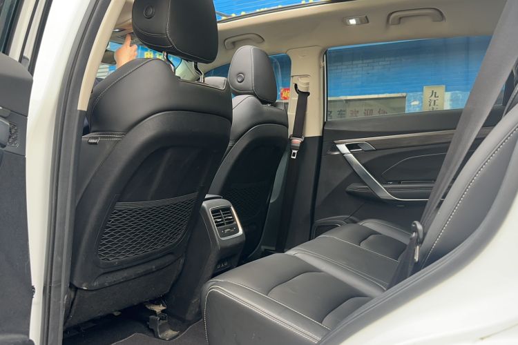 Used Geely Auto Emgrand X7 Sport 2020 1.8TD DCT ZhiZun PRO Interior 2
