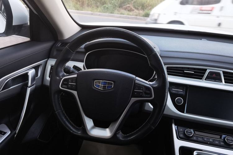 Used Geely Auto Emgrand X7 Sport 2020 1.8TD DCT Two-Wheel Drive Smart Connect 4G-Enabled Version Interior 3