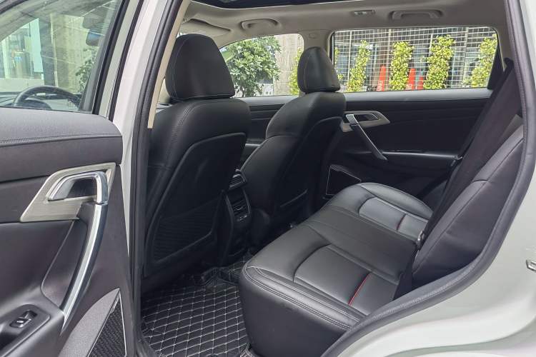 Used Geely Auto Emgrand X7 Sport 2020 1.8TD DCT Two-Wheel Drive Smart Connect 4G-Enabled Version Interior 3