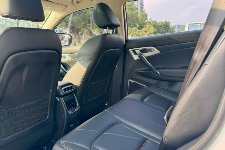 Used Geely Auto Emgrand X7 Sport 2020 1.8TD DCT Two-Wheel Drive Smart Connect 4G-Enabled Version Interior 3