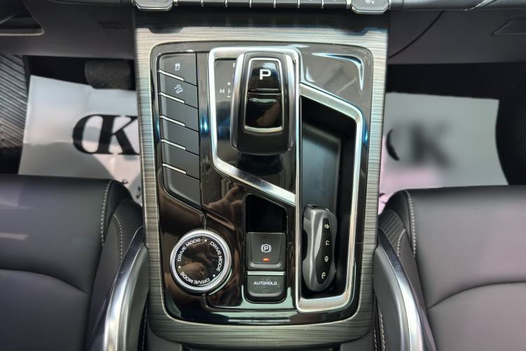 Used Geely Auto Emgrand X7 Sport 2020 1.8TD DCT Smart Connect PRO Interior 4