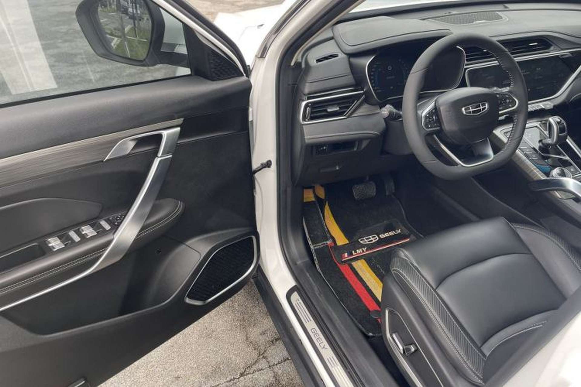 Used Geely Auto Emgrand X7 Sport 2020 1.8TD DCT Smart PRO Interior 5