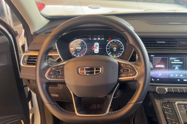 Used Geely Auto Emgrand X7 Sport 2020 1.8TD DCT ZhiZun PRO Interior 5