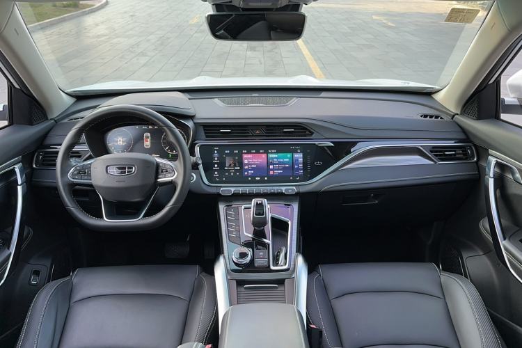 Used Geely Auto Emgrand X7 Sport 2020 1.8TD DCT ZhiZun PRO Interior 6