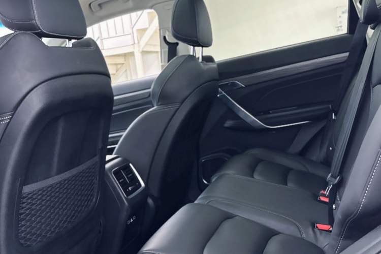 Used Geely Auto Emgrand X7 Sport 2020 1.5TD Automatic Smart Connect PRO Interior 8