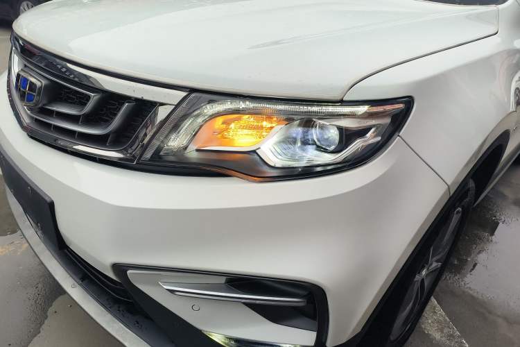 Used Geely Auto Emgrand X7 Sport 2020 1.8TD DCT Two-Wheel Drive Smart Connect 4G-Enabled Version Left Front Headlight