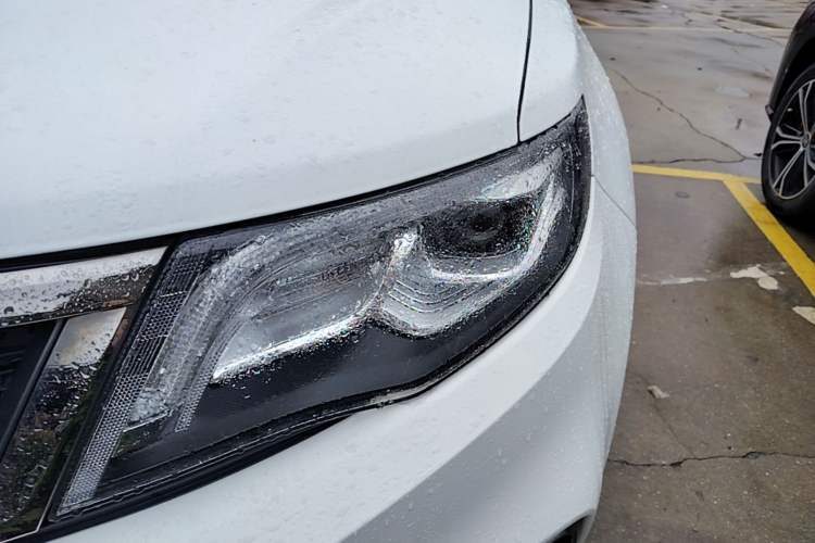 Used Geely Auto Emgrand X7 Sport 2020 1.8TD DCT Two-Wheel Drive Smart Connect 4G-Enabled Version Left Front Headlight
