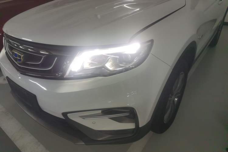 Used Geely Auto Emgrand X7 Sport 2020 1.8TD DCT Two-Wheel Drive Smart Connect 4G-Enabled Version Left Front Headlight