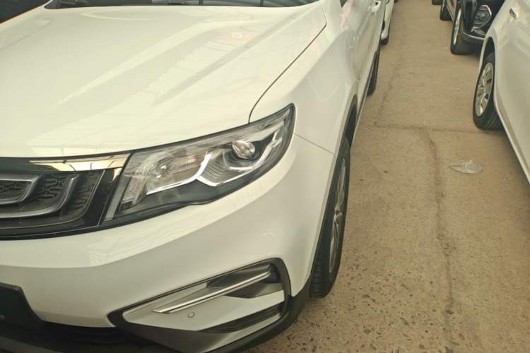 Used Geely Auto Emgrand X7 Sport 2020 1.8TD DCT Two-Wheel Drive Smart Connect 4G-Enabled Version Left Front Headlight