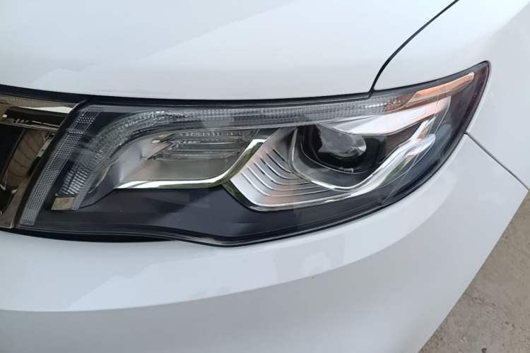 Used Geely Auto Emgrand X7 Sport 2020 1.8TD DCT Two-Wheel Drive Smart Connect 4G-Enabled Version Left Front Headlight