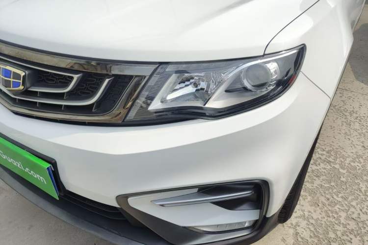 Used Geely Auto Emgrand X7 Sport 2020 1.8TD DCT Two-Wheel Drive Zhiya Model Left Front Headlight