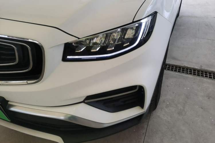 Used Geely Auto Emgrand X7 Sport 2020 1.8TD DCT ZhiZun PRO Left Front Headlight