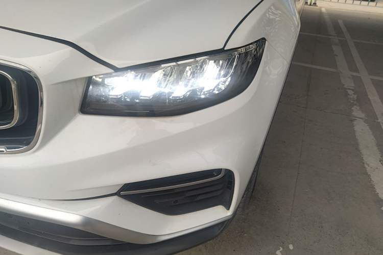 Used Geely Auto Emgrand X7 Sport 2020 1.8TD DCT ZhiZun PRO Left Front Headlight