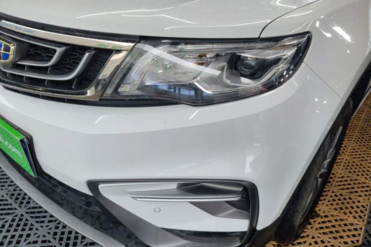Used Geely Auto Emgrand X7 Sport 2020 1.8TD DCT Two-Wheel Drive Smart Connect 4G-Enabled Version Left Front Headlight