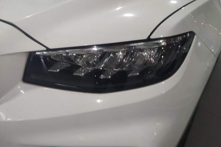 Used Geely Auto Emgrand X7 Sport 2020 1.8TD DCT Zhi Ling PRO Left Front Headlight