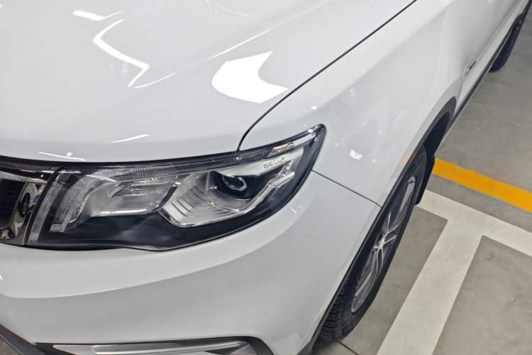 Used Geely Auto Emgrand X7 Sport 2020 1.8TD DCT Two-Wheel Drive Smart Connect 4G-Enabled Version Left Front Headlight
