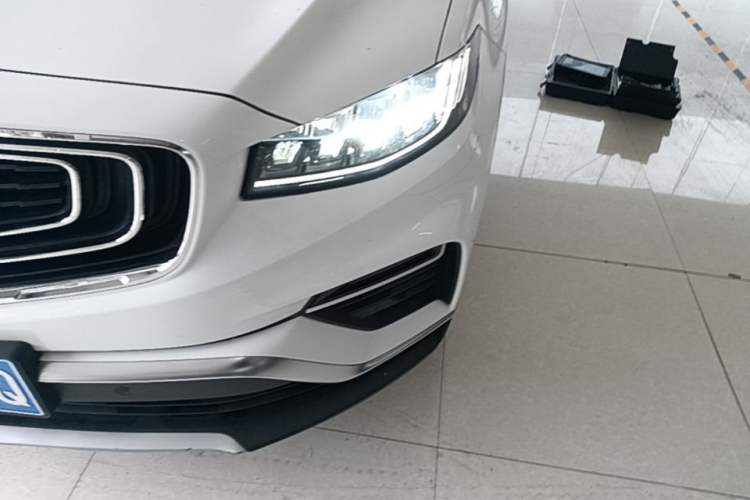 Used Geely Auto Emgrand X7 Sport 2020 1.8TD DCT ZhiZun PRO Left Front Headlight
