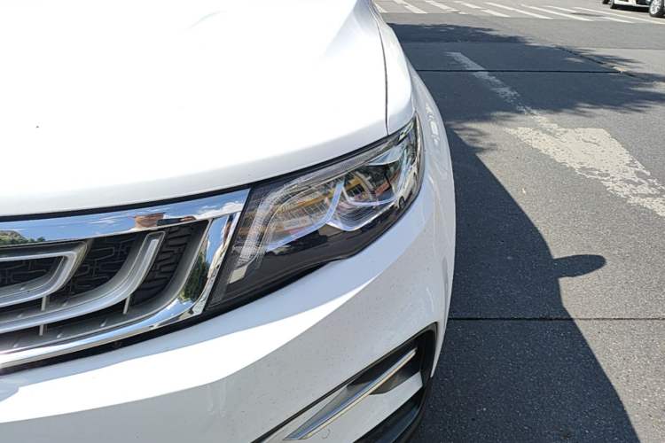 Used Geely Auto Emgrand X7 Sport 2020 1.8TD DCT Two-Wheel Drive Smart Connect 4G-Enabled Version Left Front Headlight