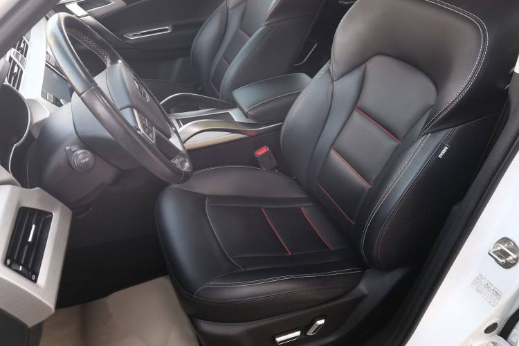 Used Geely Auto Emgrand X7 Sport 2020 1.8TD DCT Two-Wheel Drive Smart Connect 4G-Enabled Version Left Front Seat