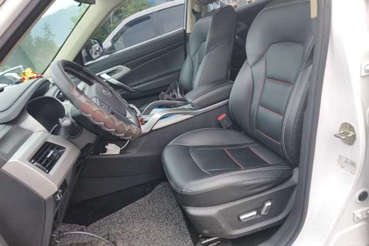 Used Geely Auto Emgrand X7 Sport 2020 1.8TD DCT Two-Wheel Drive Smart Connect 4G-Enabled Version Left Front Seat