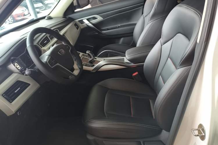 Used Geely Auto Emgrand X7 Sport 2020 1.8TD DCT Two-Wheel Drive Zhiya Model Left Front Seat