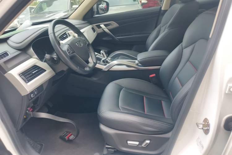 Used Geely Auto Emgrand X7 Sport 2020 1.8TD DCT Two-Wheel Drive Smart Connect 4G-Enabled Version Left Front Seat