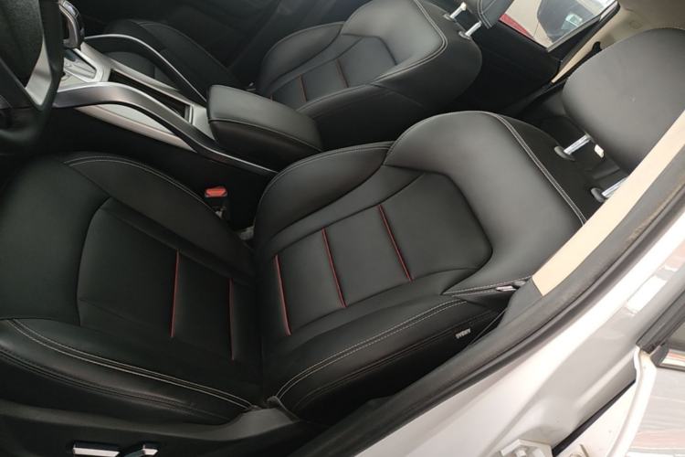 Used Geely Auto Emgrand X7 Sport 2020 1.8TD DCT Two-Wheel Drive Smart Connect 4G-Enabled Version Left Front Seat