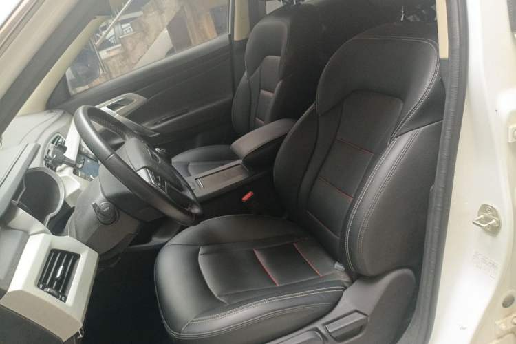 Used Geely Auto Emgrand X7 Sport 2020 1.8TD Manual Two-Wheel Drive Elite Version Left Front Seat