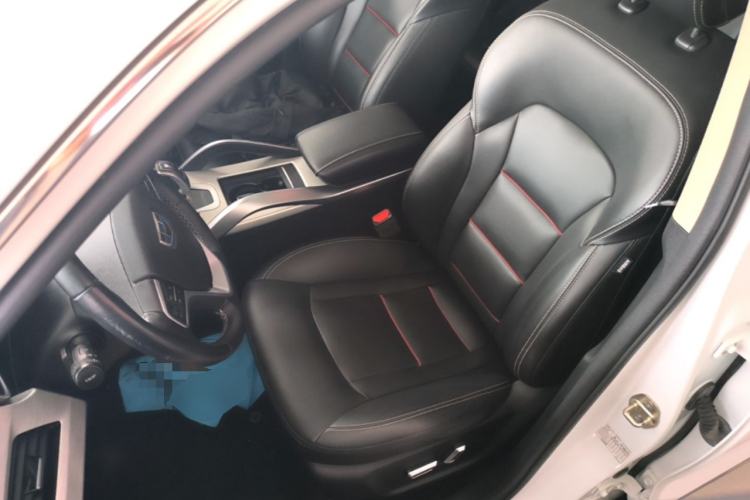Used Geely Auto Emgrand X7 Sport 2020 1.8TD DCT Two-Wheel Drive Smart Connect 4G-Enabled Version Left Front Seat